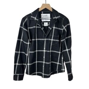 Frank & Eileen Barry Crinkle Cotton Button Down Shirt Woven in Italy